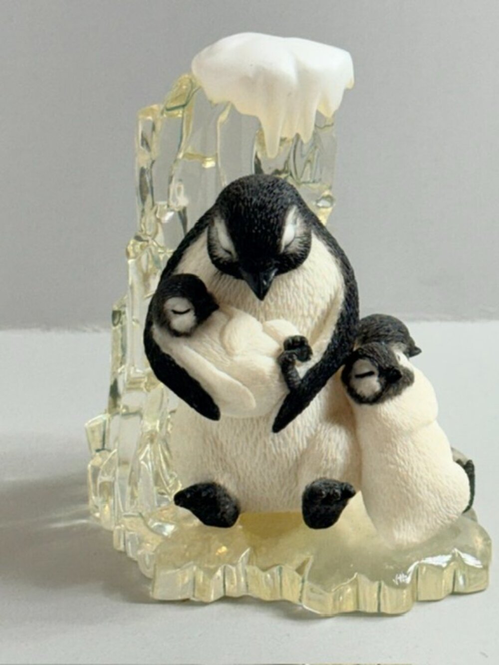 Vintage Polar Playmates Penguin Figurine Hamilton Arctic Escapade Snuggly Snooze